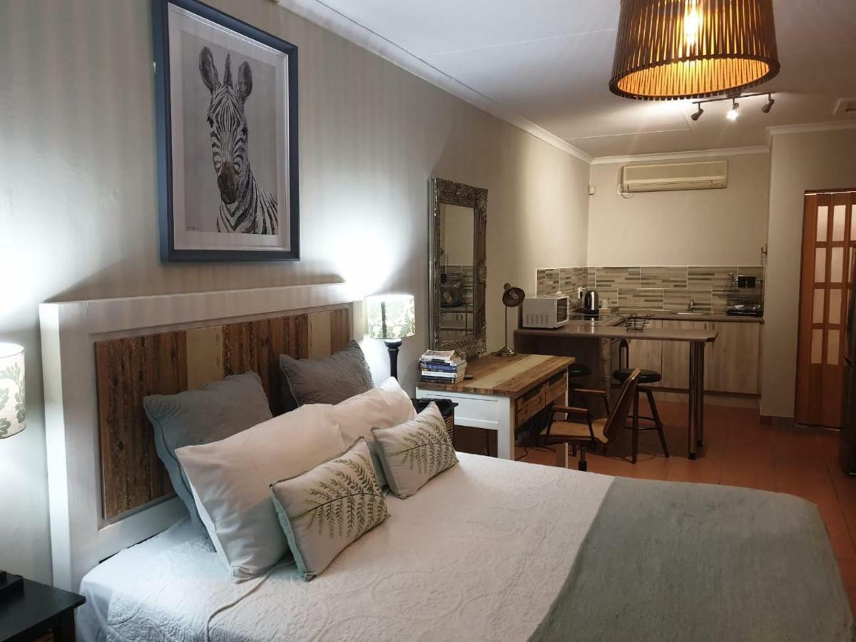 Mahogany Guesthouse Mbombela Ngoại thất bức ảnh