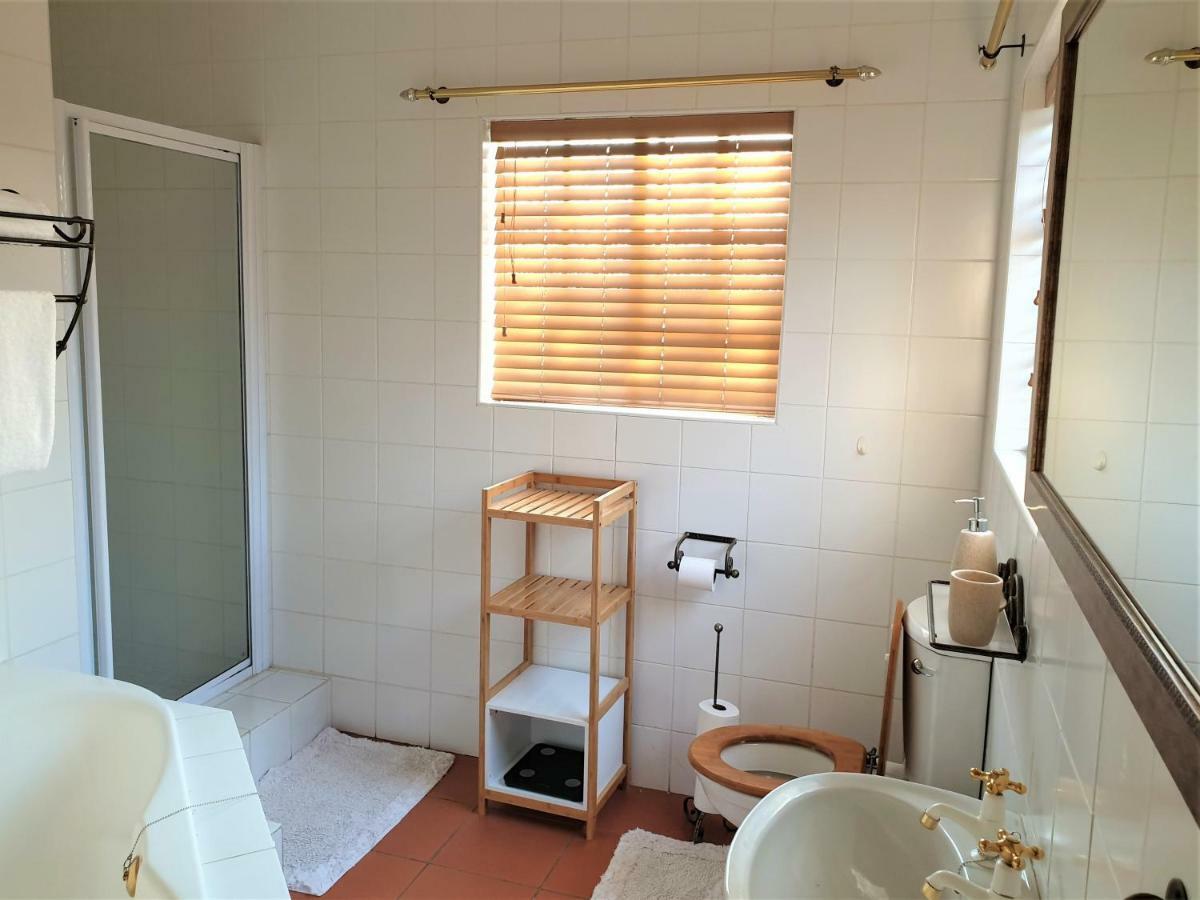 Mahogany Guesthouse Mbombela Ngoại thất bức ảnh